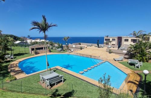 Umdloti Apartment | Ripple In Time -Swim- BBQ -King Bed- 4 Adults 2 kids