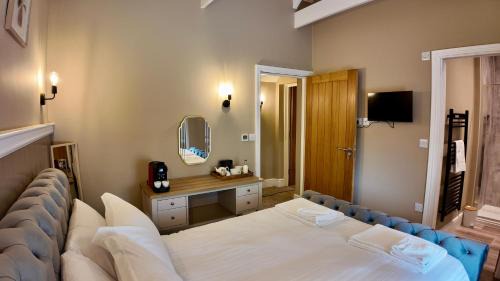 Fivelanes Hotel | Rising Sun Inn - Kil Margh