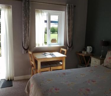 Risley House | Risley Guest House