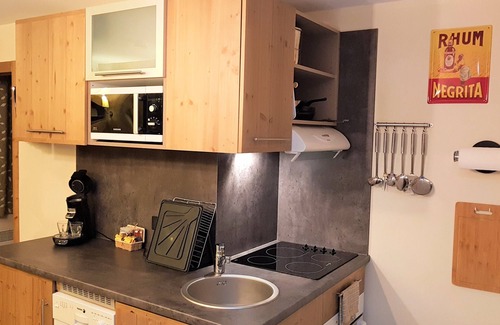 Risoul Apartment | Risoul apartment T2 4 sleeps Antarès departure and return ski-in ski-out