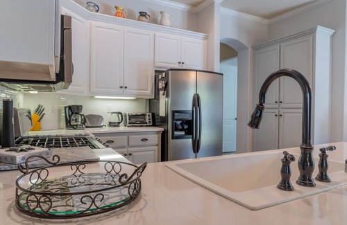 Paso Robles House | Ritz Del Rio-Your Spacious Downtown Retreat!