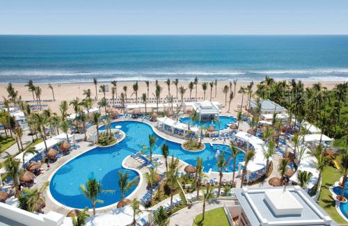 Cerritos Resort | Riu Emerald Bay - All Inclusive