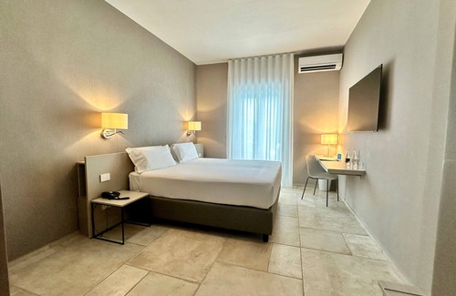 Giovinazzo Hotel | Riva del Sole