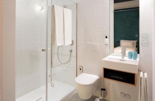 Minusio Hotel | Riva Rooms & Studios - Check-In 24hr