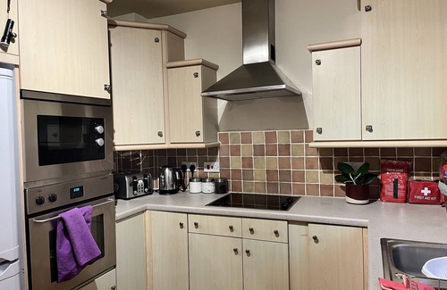 Grangetown House | River Bay (Beautiful 2-Bed House in Cardiff,)