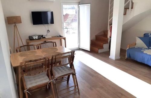 Trafaria Apartment | River & Beach Apartment near Lisbon