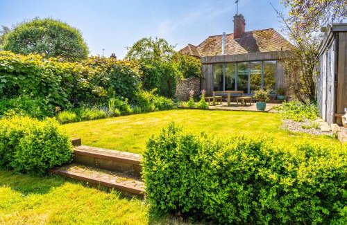 Letheringsett House | River Cottage by Big Skies Cottages