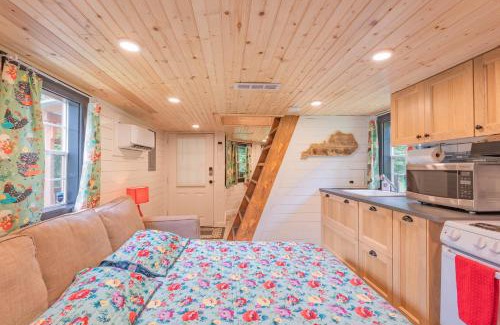 Heidelberg House | River Crossing Tiny Cabin