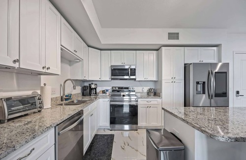 Merritt Island Condo | River Fly-In: 3BR Luxury Condo w/Resort Amenities