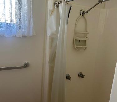 Bridgewater on Loddon Apartment | River foreshore Cabin