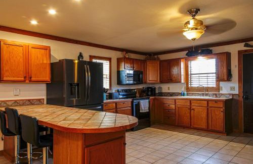 Lake Brownwood House | River Front Get Away