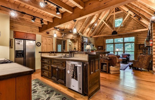 Ellijay Cabin | River Haven | Ellijay, GA