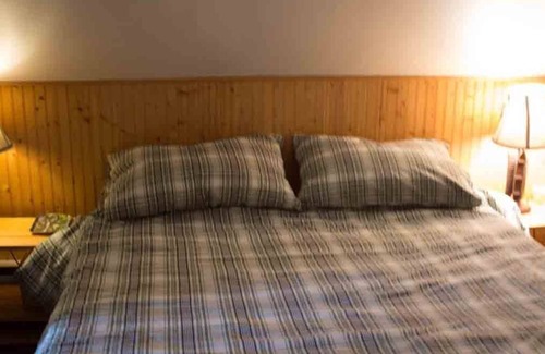 Minden Hills Cottage | River Haven Retreat - Three Bedroom Cottage, Sleeps 8