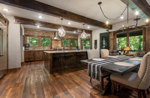 Cherry Log House | River Joy Lodge - Cherry Log, GA
