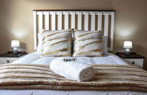 Beaufort West Apartment | River Olive Estate Accommodation