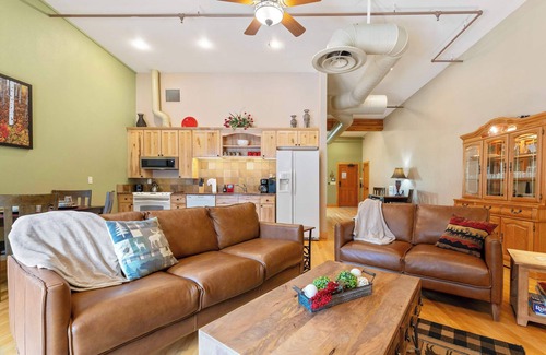 Estes Park Apartment | River Overlook Loft: Downtown Condo