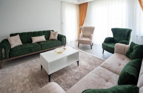 Lara Apartment | River Park Residence Lara
