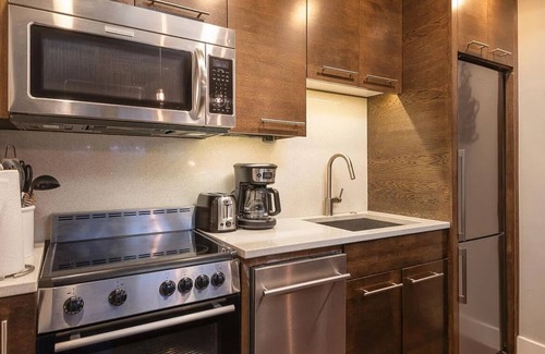 Bend Condo | River & Ridge Retreat at Seventh Mountain Resort 1-bed/2-bath Condo