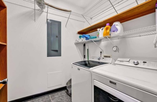 Myrtle Grove House | River Road Retreat - Heated Private Pool, Pond, Fi