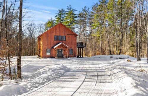 Center Conway House | River Run Retreat