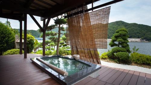 Kinosaki Onsen Hotel | River Side Maruyama