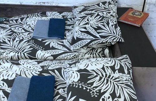 Veliky Novgorod Apartment | River sketches