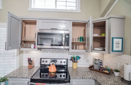 Seguin Cabin | River Staycation/Fishing Dock/Kayak/FastWiFi