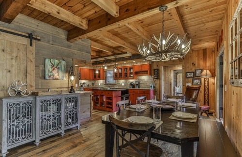 Rivers Edge Cabin | River Time | Ellijay, GA