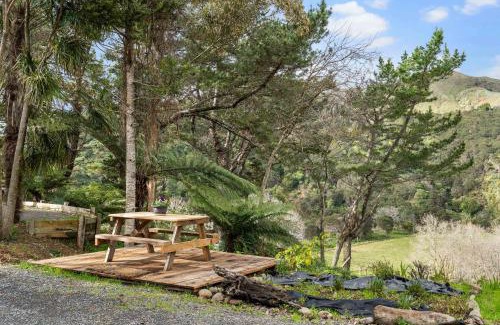 Thames Apartment | River Valley Escapes