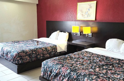 Fort Smith Hotel | River Valley Inn and Suites By Belvilla