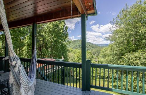 Sugar Grove House | River Valley View