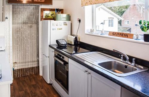 Horning Apartment | River View
