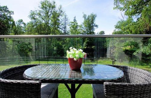 Callander House | Riverbank