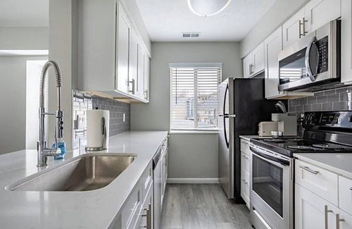 Indianapolis Apartment | Riverbend 1BD 1 - One Bedroom Apartment, Sleeps 2