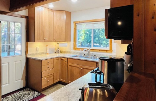 Hamilton Branch House | RiverEdge Retreat in Hamilton Branch