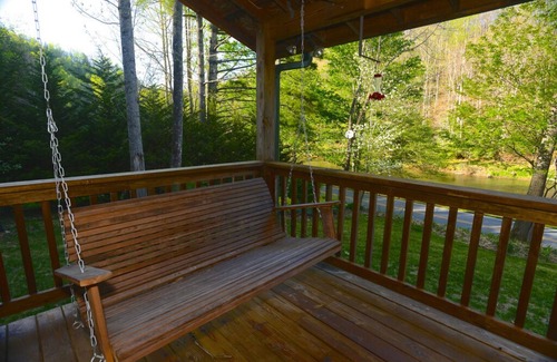 Todd Cabin | Riverfront Cabin: Relax and Renew on the New River