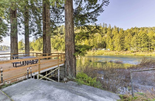 Crescent City Cottage | Riverfront Crescent City Home, 8 Mi to Beach!