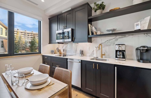 Avon Condo | Riverfront Lodge 109 - 1 Bedroom Residence