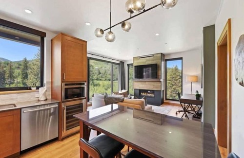 Avon Condo | Riverfront Lodge 208 - 2 Bedroom Residence