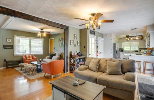 Shenandoah House | Riverfront Shenandoah Getaway with Kayaks and Tubes!