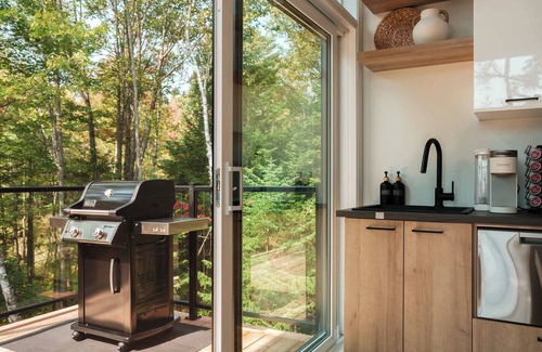 Sainte-Beatrix Ski Chalet | Riverfront Tranquil Haven with Private Trails