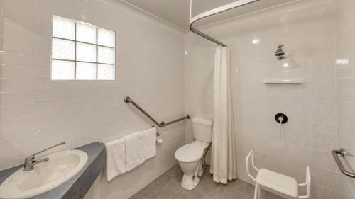 St. George Hotel | Riverland Motor Inn