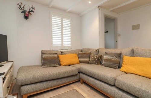Wadebridge House | Riversdale Cottage