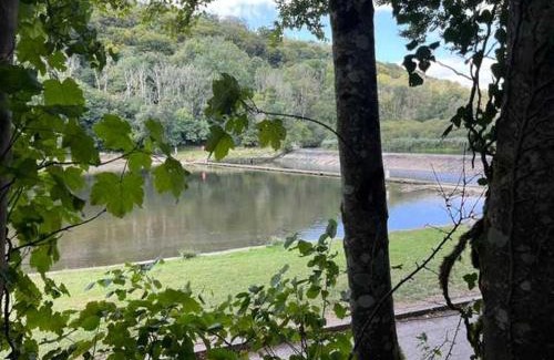 Clearbrook House | Riverside Barn at Lopwell Dam