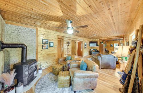 Troy House | Riverside Cabin on 9 Acres in Montana