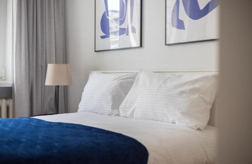 Powisle Apartment | Riverside Comfort Studio by BookingHost