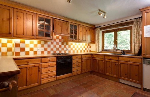 Windermere House | RIVERSIDE, family friendly, with open fire in Troutbeck