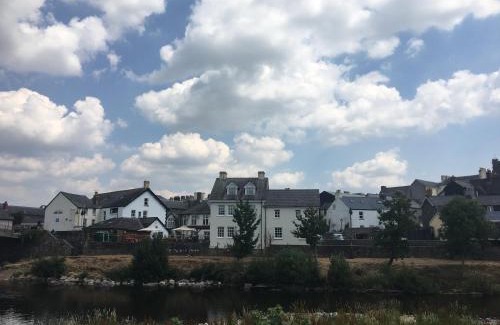 Brecon House | Riverside