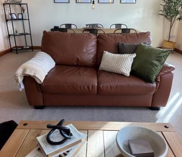 Brecon House | Riverside