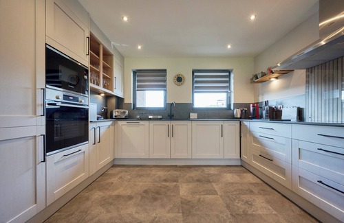 Keswick Cottage | Riverside Park 4